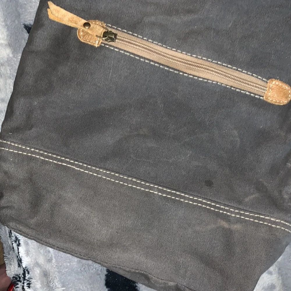 Myra Shoulder / Crossbody Bag - Picture 6 of 12